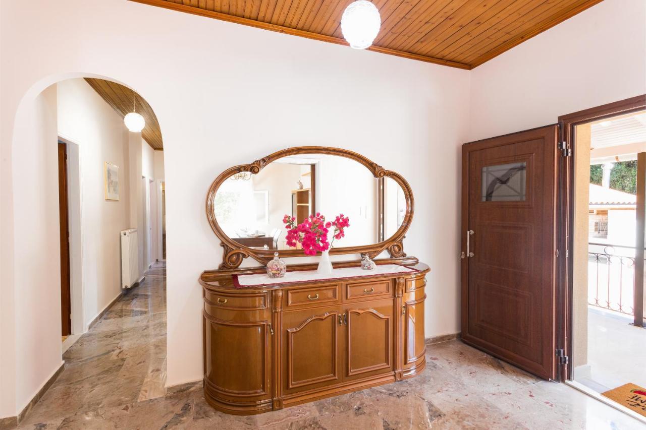 הוילה Evropouloi Olive Tree House מראה חיצוני תמונה