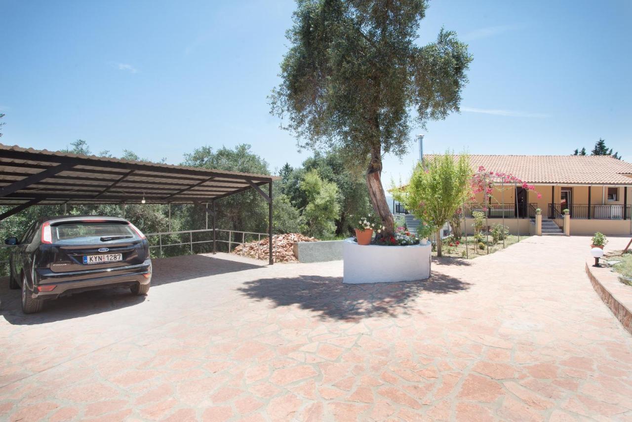 הוילה Evropouloi Olive Tree House מראה חיצוני תמונה