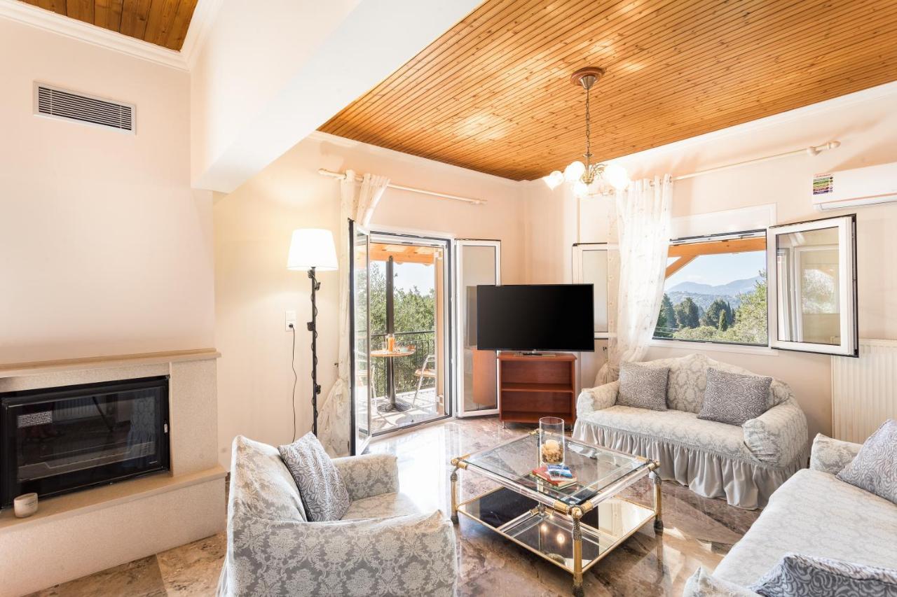 הוילה Evropouloi Olive Tree House מראה חיצוני תמונה